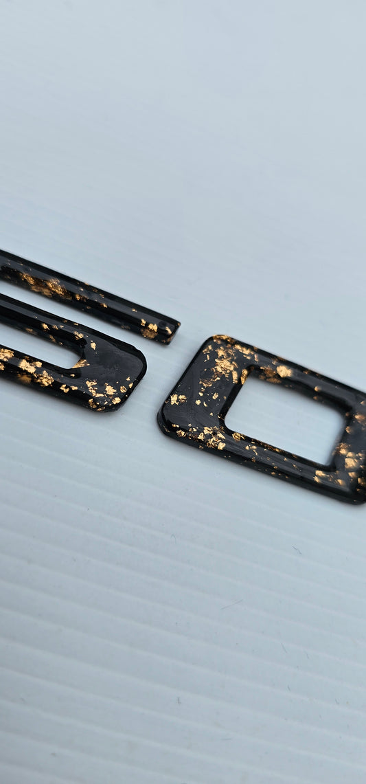 Bmw 650i forged carbon rear badge