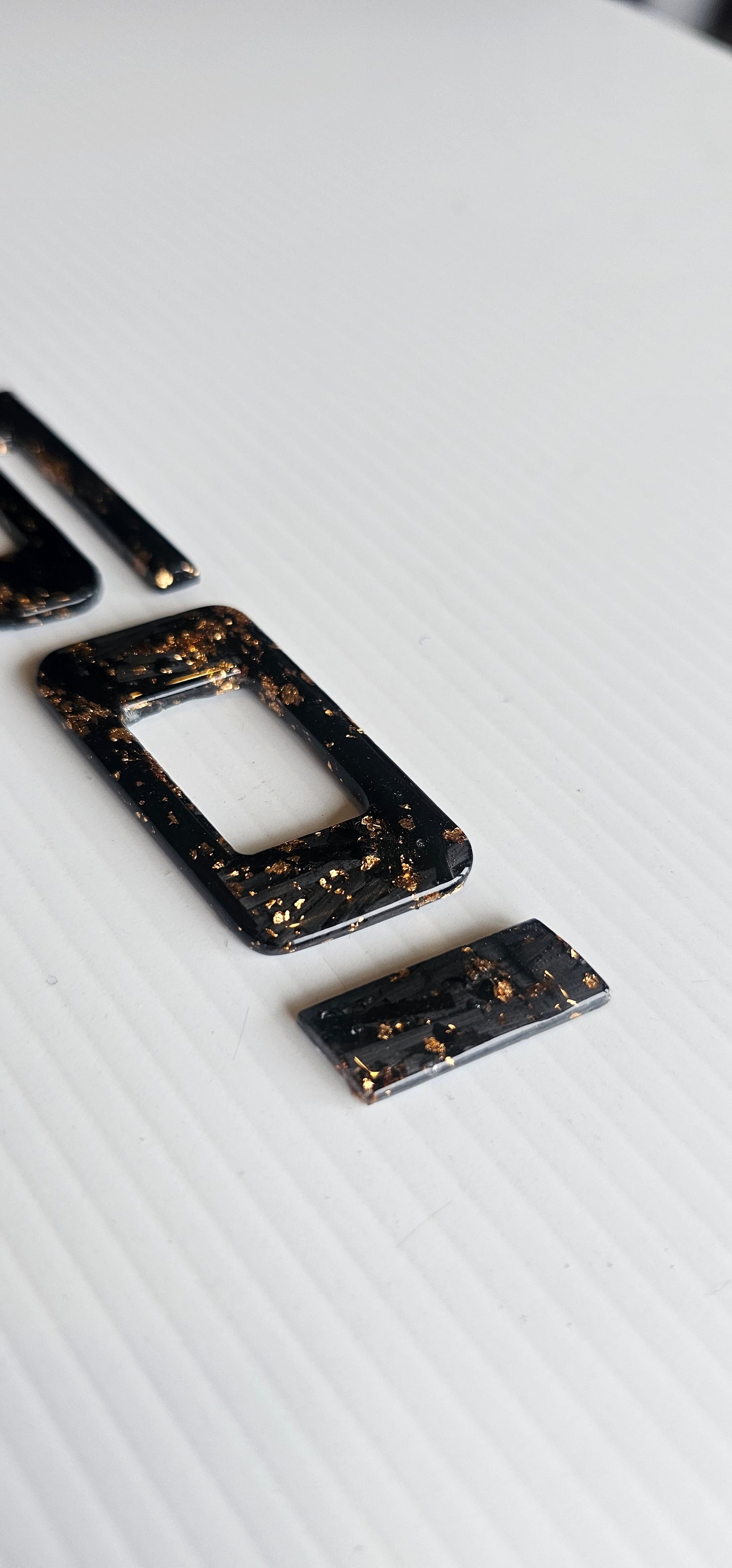 Bmw 650i forged carbon rear badge
